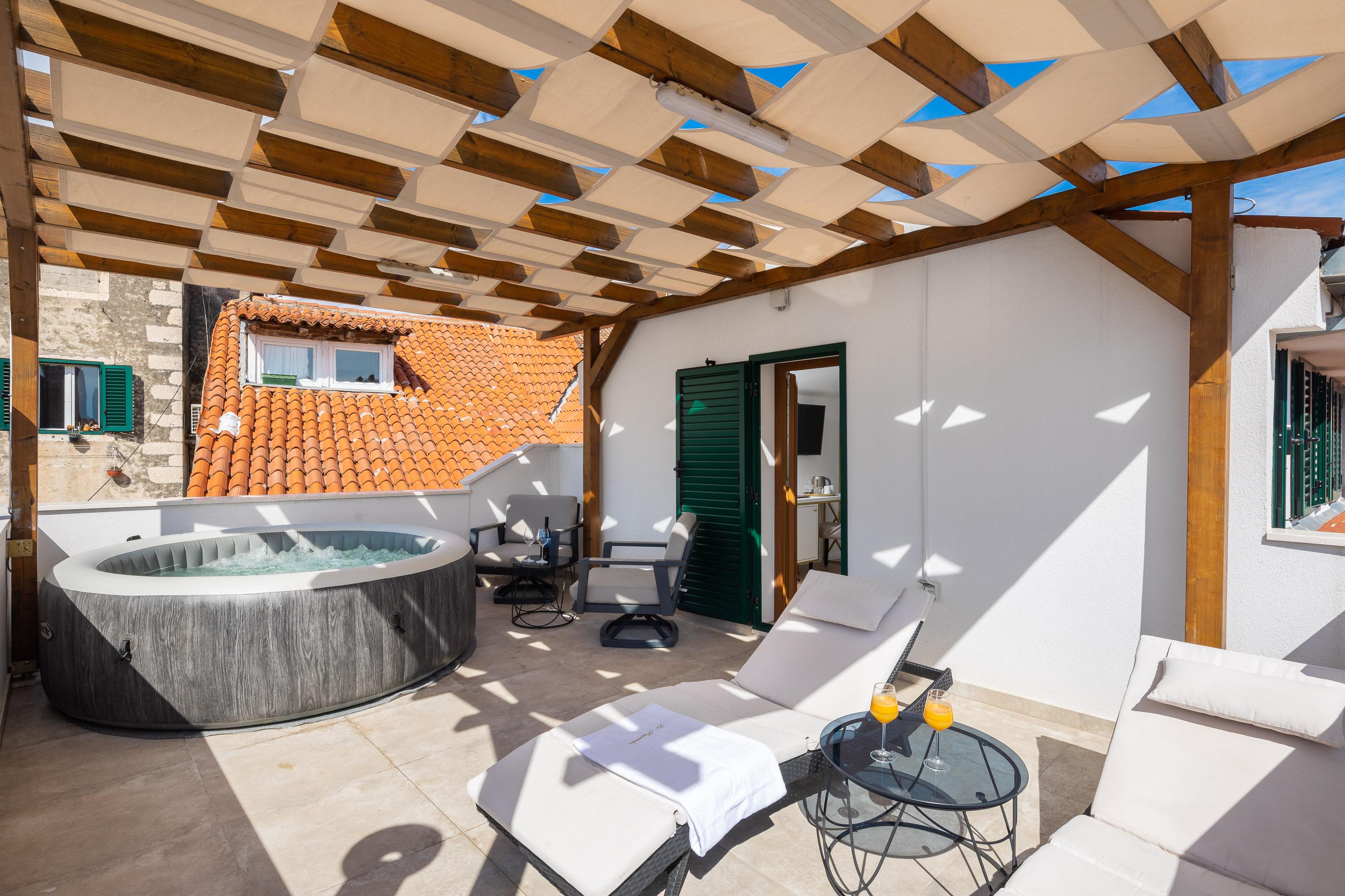 Le Premier Luxury Rooms Split Exterior foto