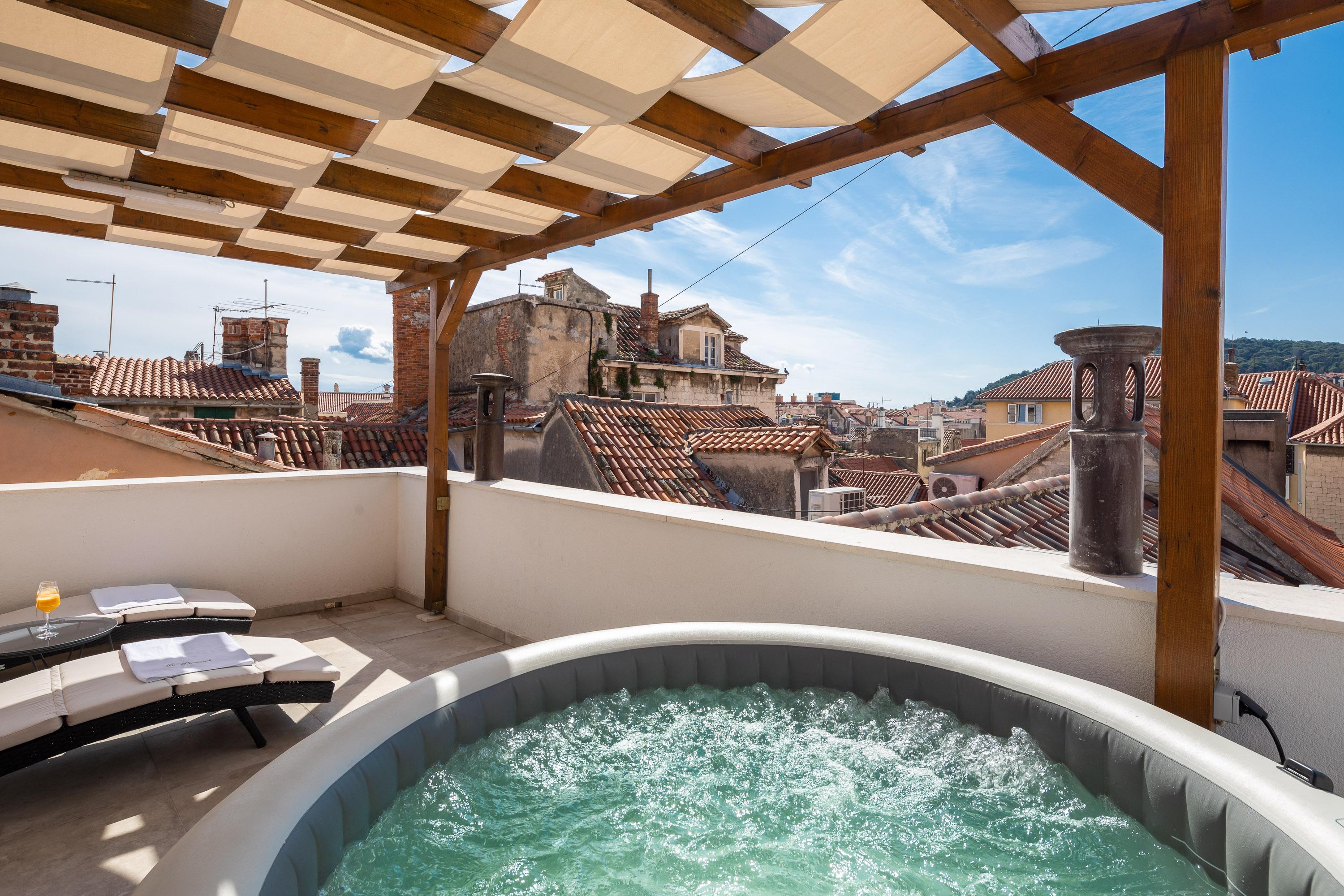 Le Premier Luxury Rooms Split Exterior foto