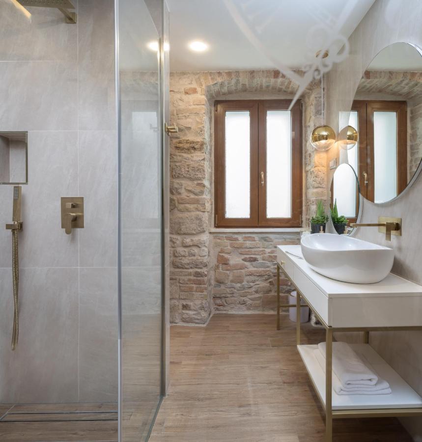 Le Premier Luxury Rooms Split Exterior foto
